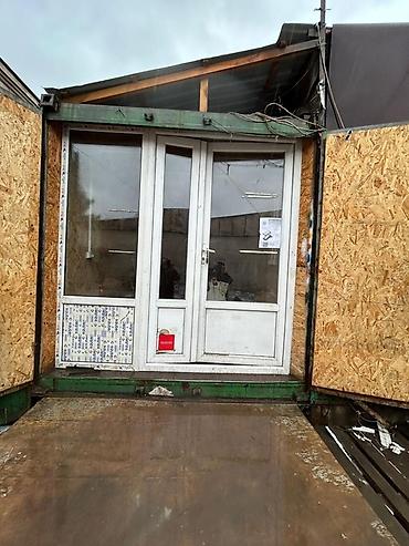 Продажа торговых контейнеров: Модульный торговый павильон/контейнер с крышей - Планировка: одно — 4