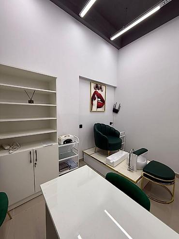 rayon: İcarəyə verilir obyekt 70 m², Həzi Aslanov m. 1 100 AZN/ay 70 m² Sahə — 8