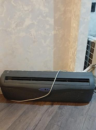 Satılır: Split tip kondisioner komplekti - Daxili blok: döşəmə tipli