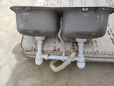 kapron borular: Mətbəx üçün ikiqablı paslanmayan poladdan lavabo - Material — 1