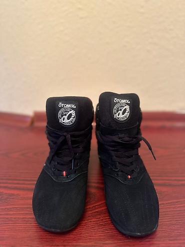 shoes: Мужские кроссовки, 41, Б/у, цвет - Черный, Самовывоз, Платная доставка — 4