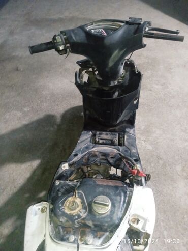 nnb moto: - MOPED, 60 sm3, 1 km