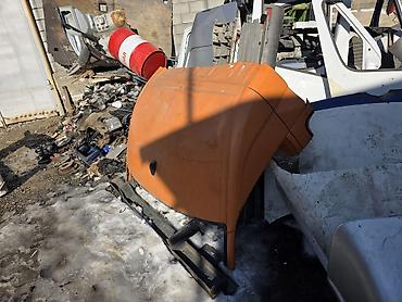 Другие детали кузова: Крыша (верхняя панель кузова) с вырезанными стойками. - Материал — 2