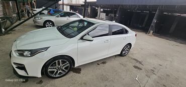 юмз кун: Kia K3: 2019 г., 1.6 л, Бензин