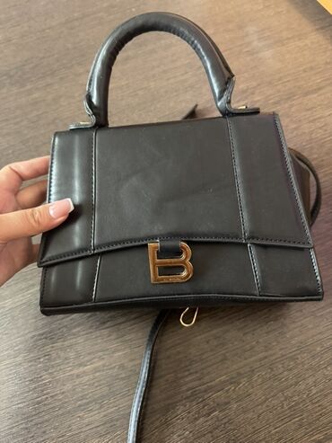 кошелек на пояс женский: Классическая сумка, Balenciaga, Материал: Натуральная кожа, Регулируемый ремень, Женские