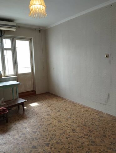 1ком кварт 105серии: 1 комната, 35 м², 105 серия, 3 этаж, Косметический ремонт