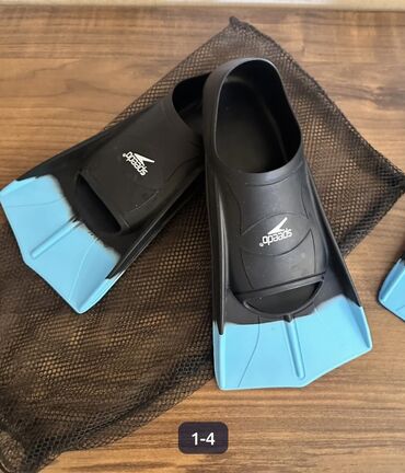Maskalar, eynəklər: “SPEEDO” demək olar təzədi
ÖlcÜ - S 
34 man alınmıştı