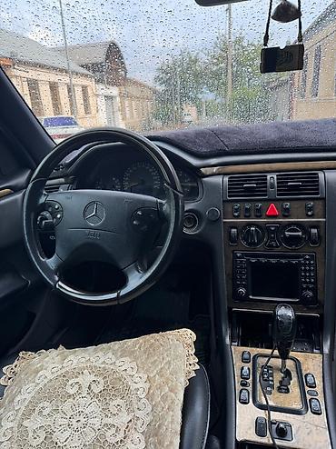 disklər 13: Mercedes-Benz E-Class: 2.7 l | 2000 il Sedan — 2