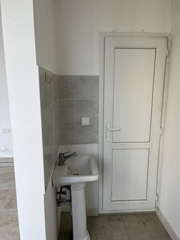 Mağazalar: Səməd Vurğun küçəsində, Təzə Bazarın yanında, vitrinləri Səməd Vurğun -da lalafo.az — 9 Mağazalar: Səməd Vurğun küçəsində, Təzə Bazarın yanında, vitrinləri Səməd Vurğun — 9