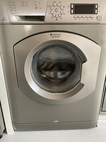 Paltaryuyan maşınlar: Paltaryuyan maşın Hotpoint Ariston, 7 kq, Avtomat