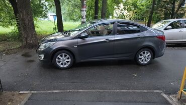 xyundai solaris: Hyundai Solaris: 2016 г., 1.4 л, Автомат, Бензин, Седан