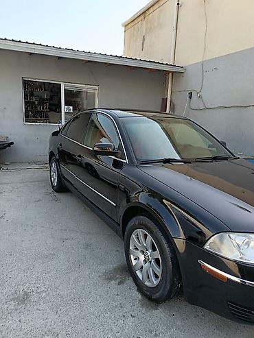 vaz hisseleri: Volkswagen Passat sedan – qara rəng, AZ nömrə nişanı “90 LB 105” — 3