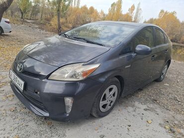 чехол на приус: Toyota Prius: 2014 г., 1.8 л, Автомат, Гибрид, Хетчбек