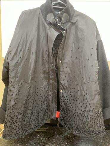 kisi geyimleri kurtkalar: Куртка 3XL (EU 46), цвет - Черный