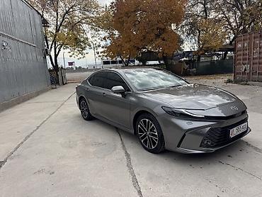 subaru oudback: Toyota Camry: 2026 г., 2.5 л, Автомат, Гибрид, Седан — 10