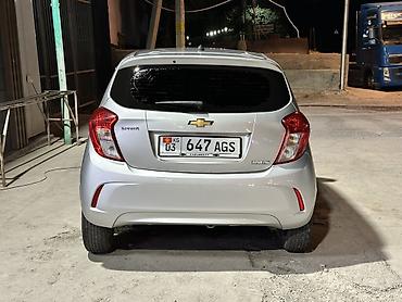 crv 2: Chevrolet Spark: 2016 г., 1 л, Механика, Бензин, Хэтчбэк — 4