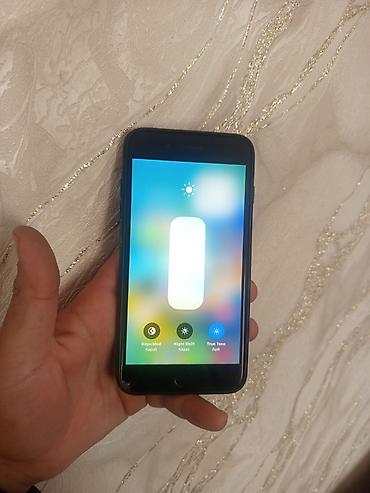 Apple iPhone: IPhone 8 Plus, 64 GB, Qara, Barmaq izi, Simsiz şarj, Face ID — 10