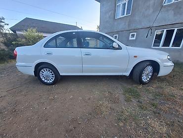 hyundai i30 oluxanası: Nissan Sunny: 1.6 l | 2007 il Sedan — 5