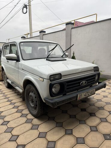 ВАЗ (ЛАДА): ВАЗ (ЛАДА) 4x4 Нива: 2000 г., 1.7 л, Механика, Бензин, Универсал