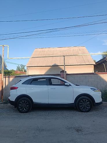 tayota mark 2: JMEV EX5: 2020 г., Автомат, Электромобиль, Кроссовер — 4