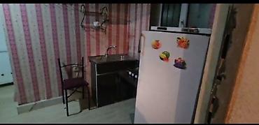 Uzunmüddətli kirayə evlər: Kirayə verilir: həyət evi (1 mərtəbə) - Plan: geniş zal, ayrıca -da lalafo.az — 3 Uzunmüddətli kirayə evlər: Kirayə verilir: həyət evi (1 mərtəbə) - Plan: geniş zal, ayrıca — 3