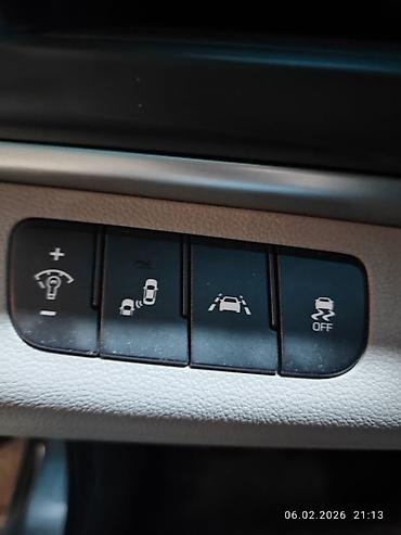 Hyundai: Hyundai Elantra: 2019 г., 2 л, Автомат, Бензин, Седан — 8