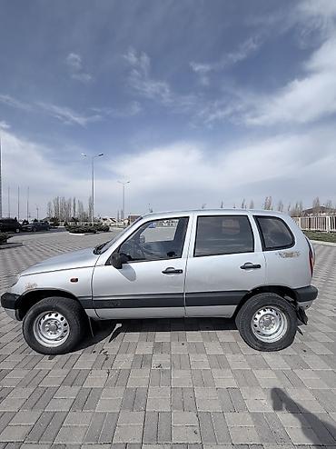 ВАЗ (ЛАДА): ВАЗ (ЛАДА) 4x4 Нива: 2004 г., 1.7 л, Механика, Бензин, Внедорожник — 5