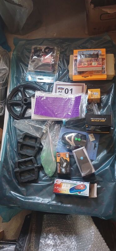 Digər avtomobil ehtiyat hissələri: Avtomobil ehtiyat hissələri – qarışıq parti Təsvir: - Starter — 12