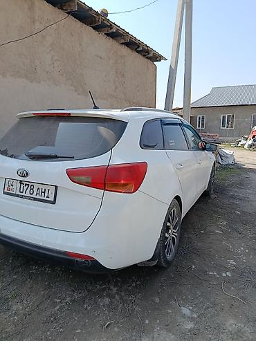Kia: Kia Ceed: 2014 г., 1.6 л, Автомат, Газ, Хэтчбэк — 3
