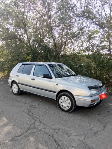 Volkswagen: Volkswagen Golf: 1997 г., 1.8 л, Механика, Бензин, Седан