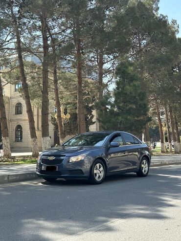 chevrolet azerbaijan merkezi: Chevrolet Cruze: 1.4 l | 2014 il | 140000 km Sedan