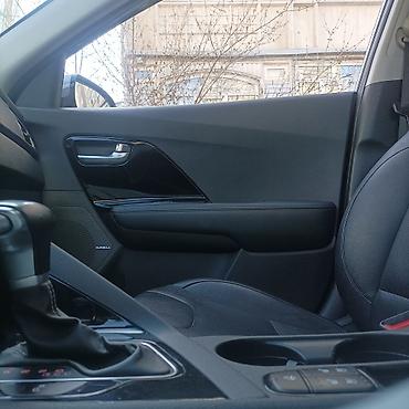 Kia: Kia Niro: 2018 г., Автомат, Гибрид, Кроссовер — 8