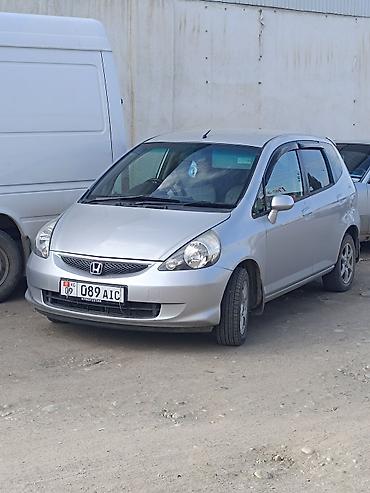 будка токмок: Honda Fit: 2002 г., 1.5 л, Автомат, Бензин, Хэтчбэк — 4