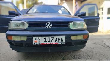 Volkswagen: Volkswagen Vento: 1993 г., 1.8 л, Механика, Бензин, Седан