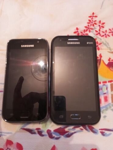 samsung 10e: Samsung B200, 16 GB, rəng - Qara, Düyməli, İki sim kartlı