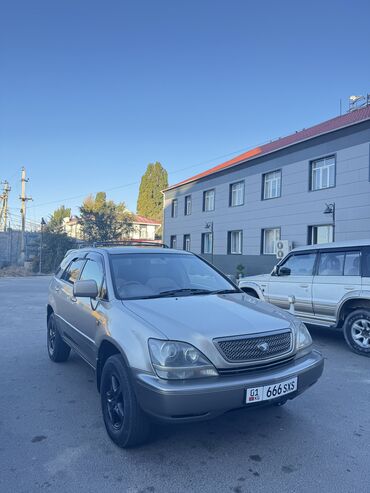 минивэн тойота 7 мест левый руль цена: Toyota Harrier: 2001 г., 2.4 л, Автомат, Бензин, Кроссовер