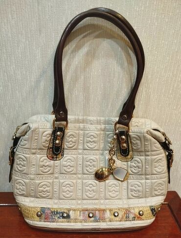 Çantalar: Əl çantası, İşlənmiş — 10