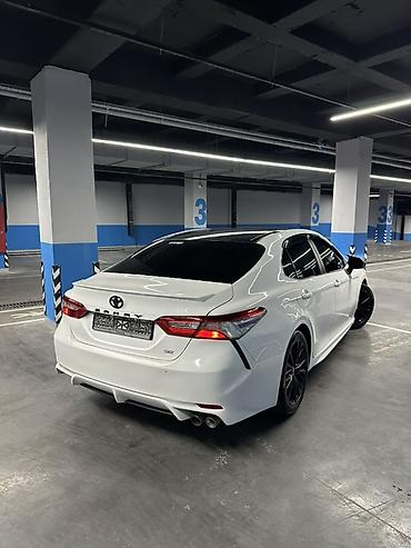 вольво 2018 года: Toyota Camry: 2018 г., 2.5 л, Автомат, Бензин, Седан — 3