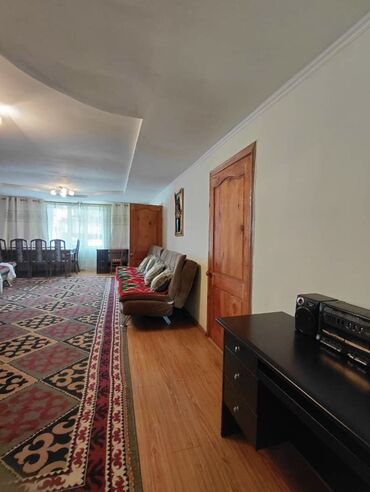 Продажа домов: Дом, 112 м², 7 комнат, Косметический ремонт — 7