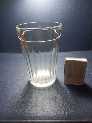 Посуда столовая: Продаю Посуду б/у для кафе: Рокс стаканы д/виски 12 шт. ,стакан д/ — 4