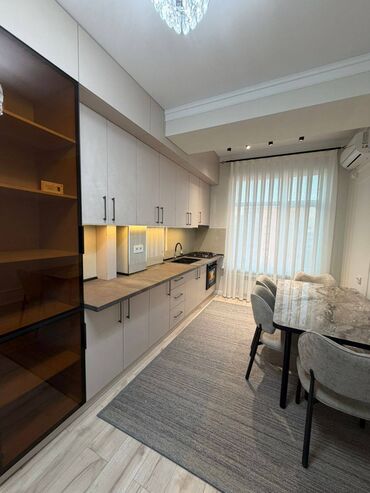 Продажа квартир: 3 комнаты, 101 м², 6 этаж — 8