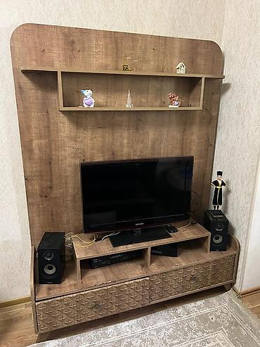 mebel televizor alti: TV stendi və dekorativ divar paneli - Material: Taxta dizaynlı panel — 1