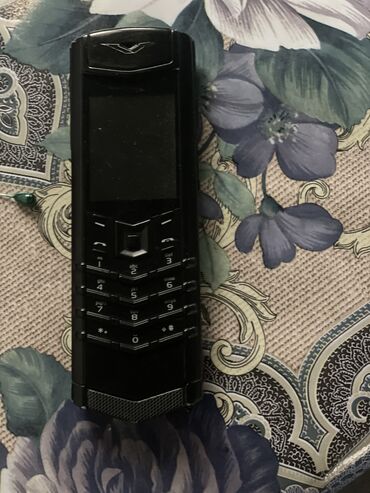 vertu aster: Vertu Signature Touch, rəng - Qara, İki sim kartlı