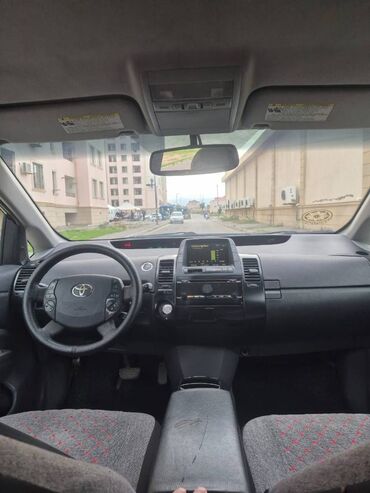 Toyota: Toyota Prius: 1.5 l | 2007 il Sedan — 4