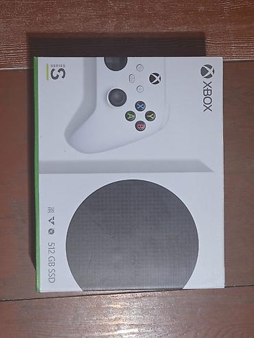 Xbox Series S (512 GB) + 2 Orijinal Controller | Qutulu, Plombu