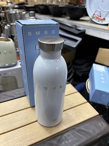 Наборы посуды: Smeg — стильная посуда и аксессуары для кухни Сейчас доступны: - — 10