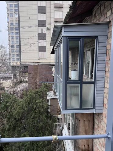 мансардное окно: Витраж: Орнотуу, Баруу акысыз