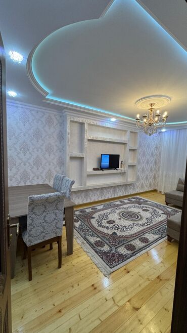 Долгосрочная аренда квартир: 🏡 Kirayə – 3 otaqlı mənzil 📍 Gəncə şəhəri, Güllər marketin yaxınlığı