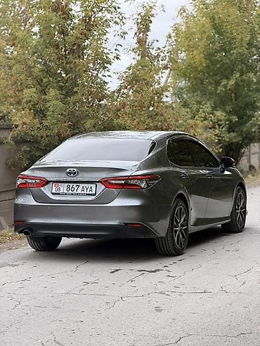 Toyota: Toyota Camry: 2021 г., 2.5 л, Автомат, Гибрид, Седан — 4