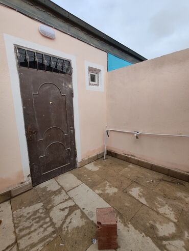 heyet evi aliram: Поселок Бинагади 1 комната, 25 м², Нет кредита, Свежий ремонт